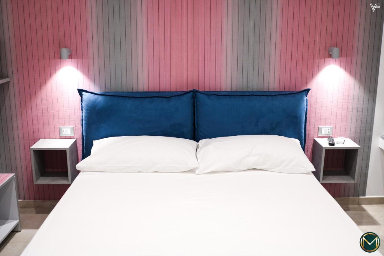 Margherita Boutique Rooms 마르게리타디사보이아 외부 사진