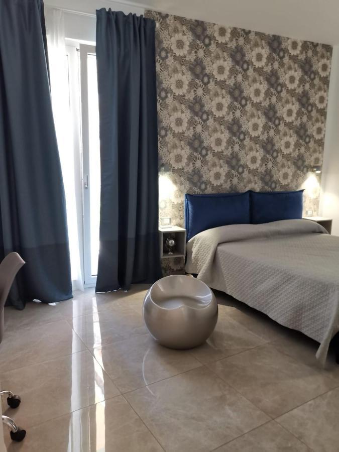 Margherita Boutique Rooms 마르게리타디사보이아 외부 사진